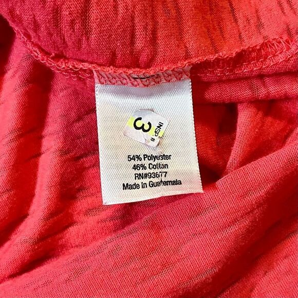 St. John’s Bay pink V-neck Paisley Design Stone Large - Picture 9 of 10